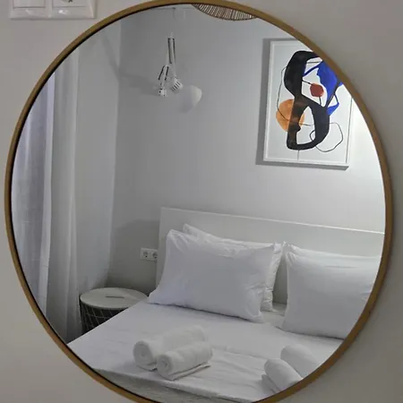 Semeli Lux Apt, Siviri