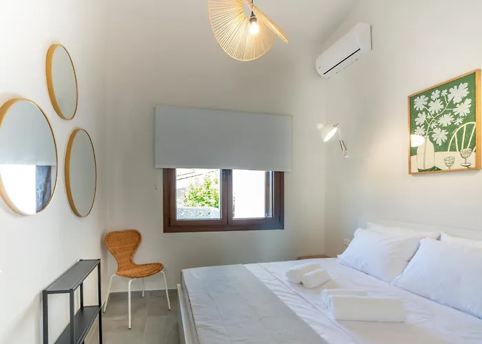 Semeli Lux Apt, 公寓